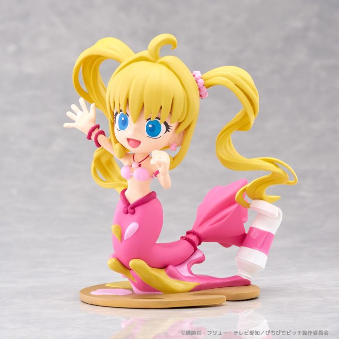 Lucia PalVerse Palé figure — product view 3