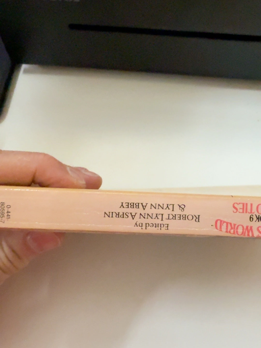 Blood Ties Thieves' World Book 9 spine