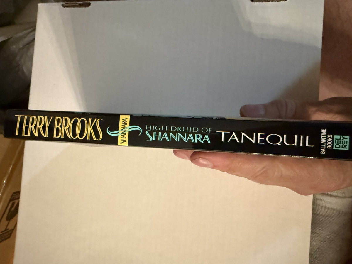 Actual spine photograph of Tanequil