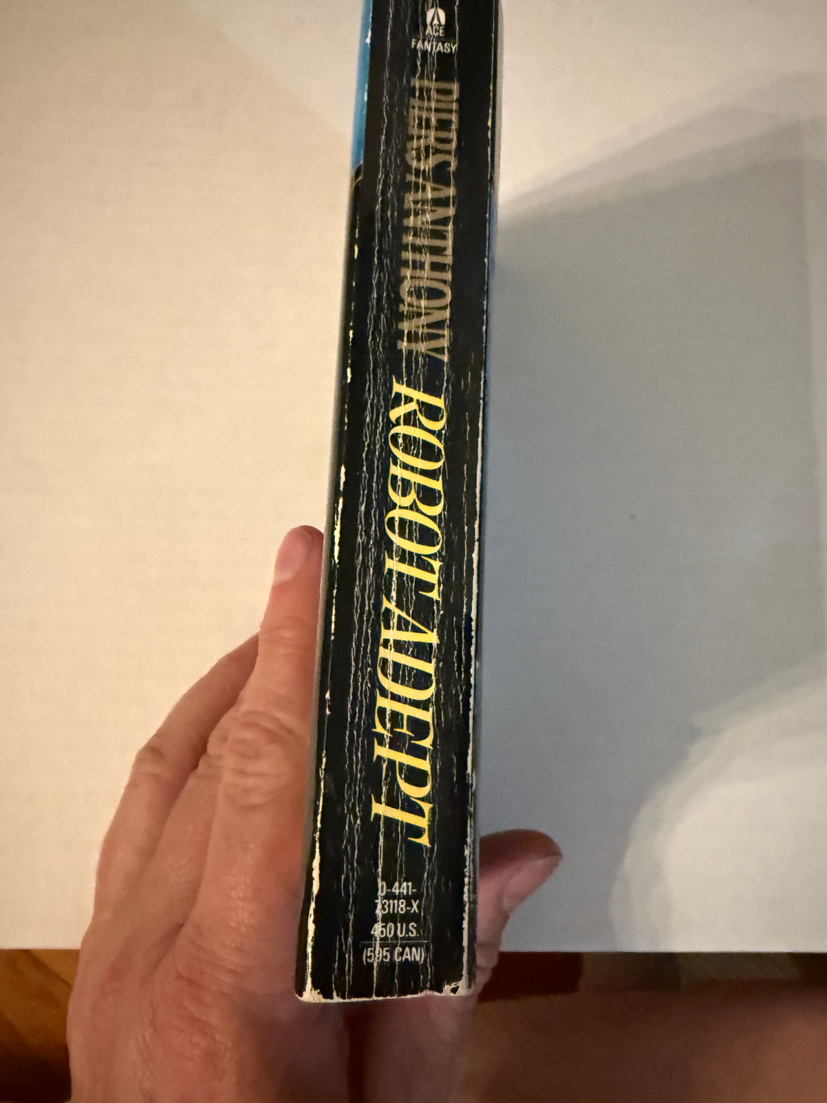 Actual spine photograph of Robot Adept