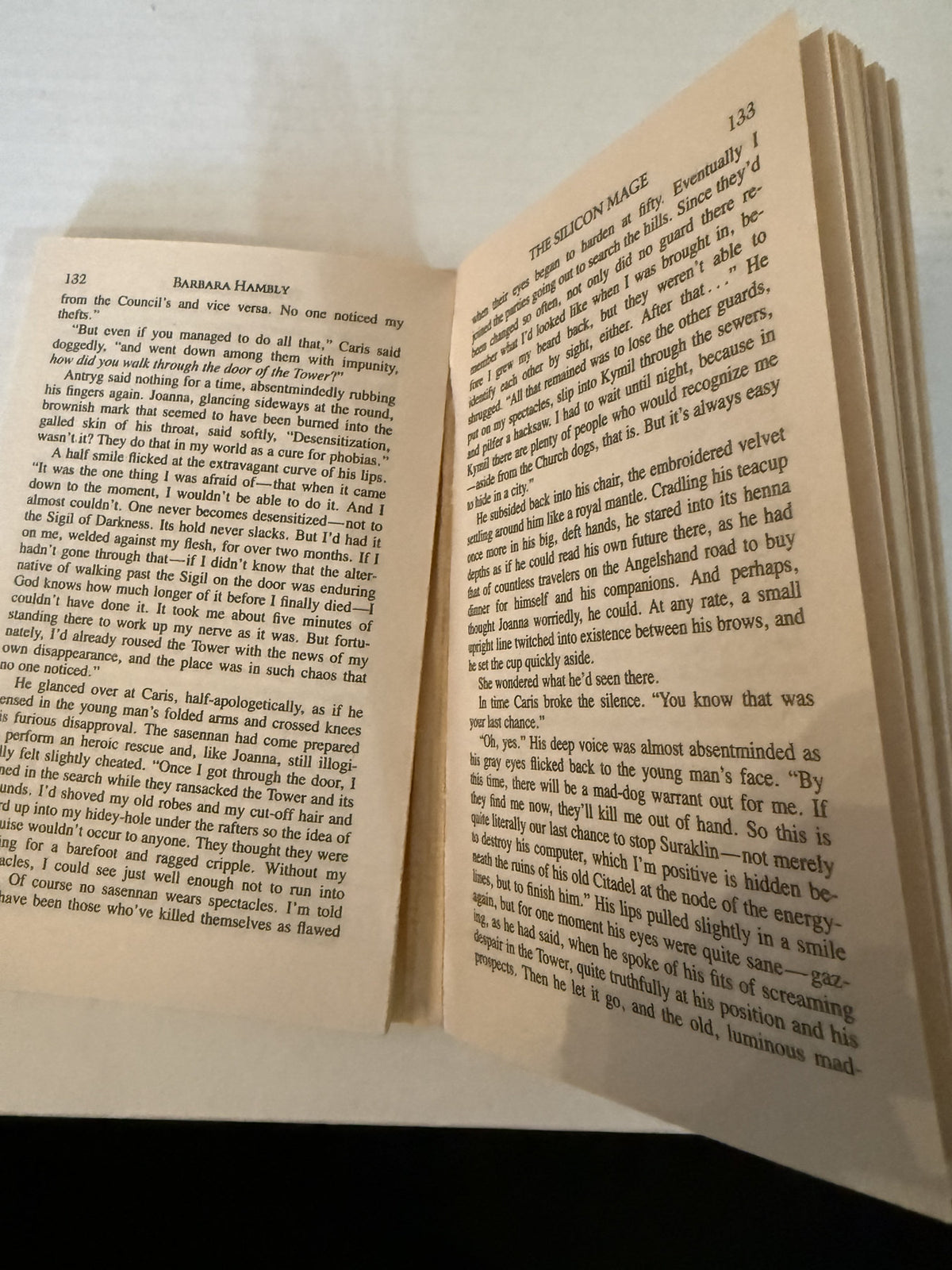 The Silicon Mage by Barbara Hambly, actual copy photo 5 of 5