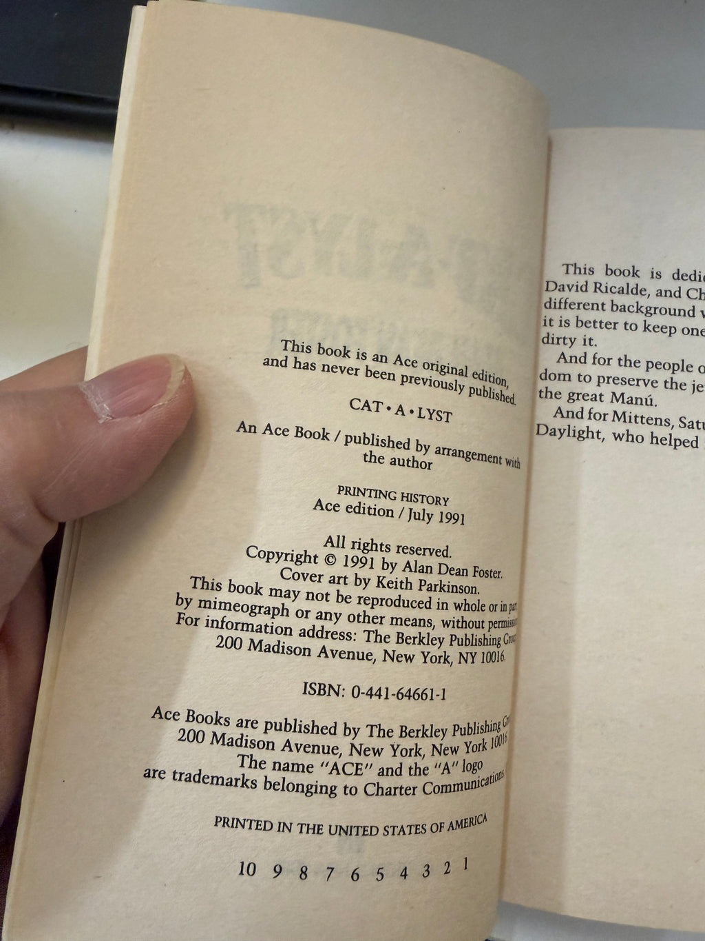 Cat-A-Lyst by Alan Dean Foster; actual copy photo 4 of 5