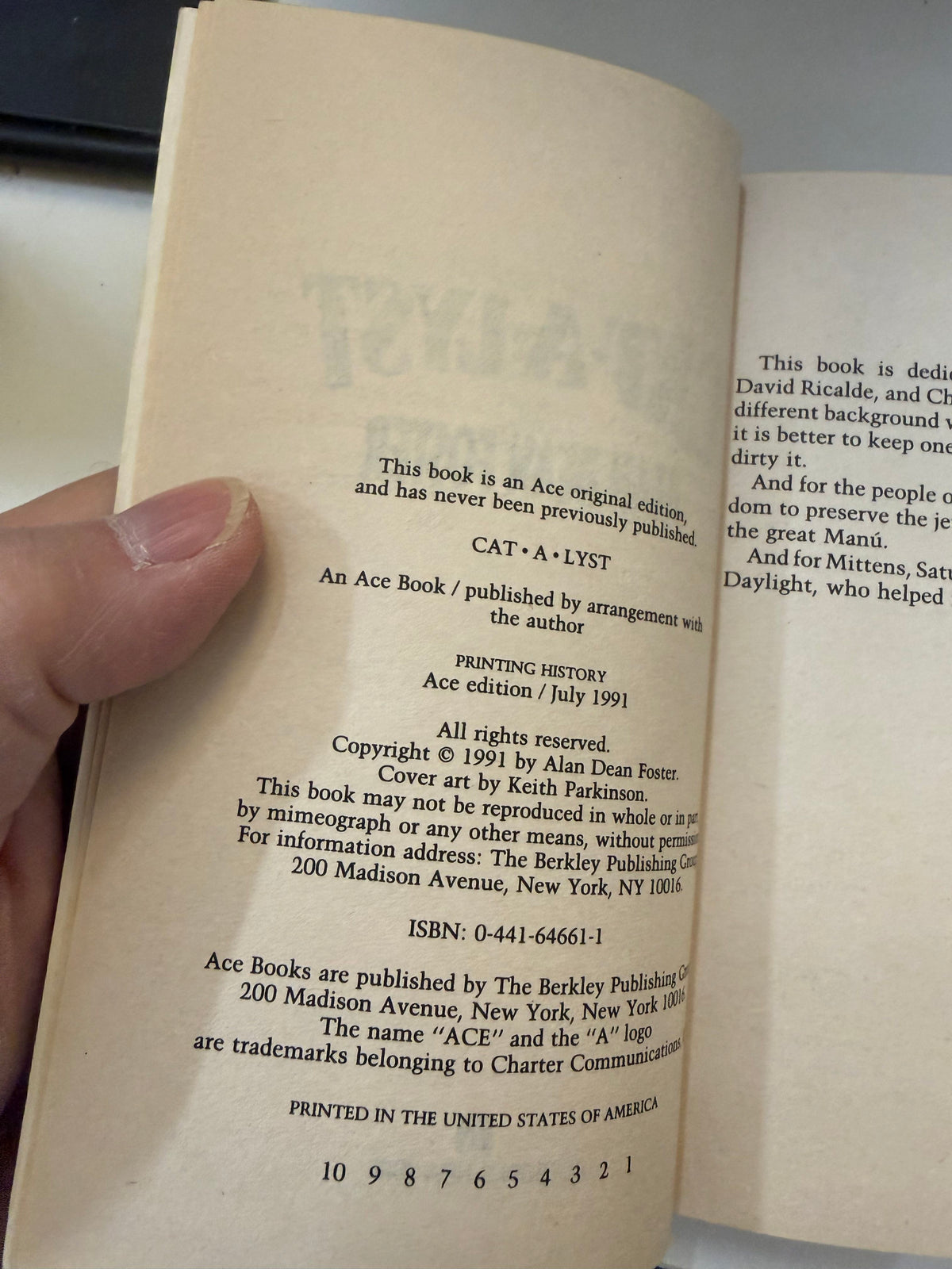 Cat-A-Lyst by Alan Dean Foster; actual copy photo 4 of 5