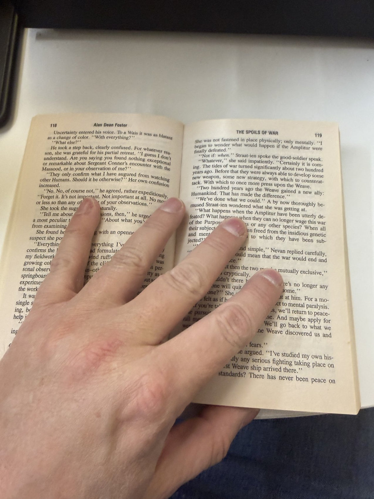 The Spoils of War by Alan Dean Foster - photo 5